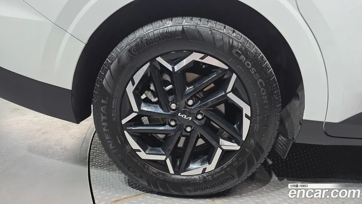 Kia Carnival — фото 10