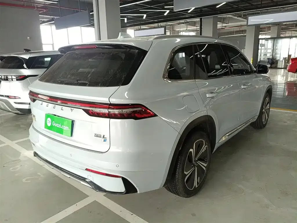 Geely Xingyue L — фото 9