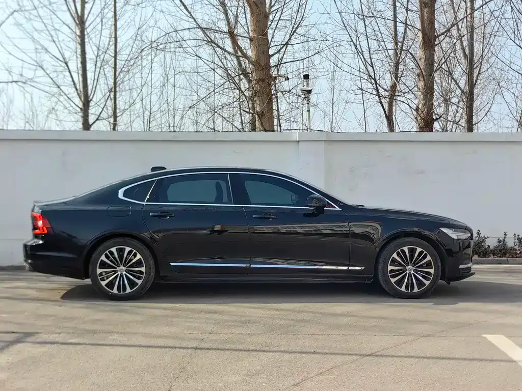 Volvo S90 — фото 10