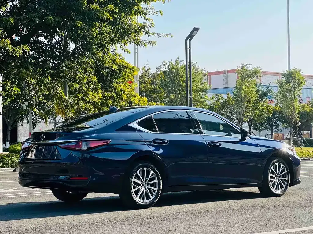 Lexus ES 2023 из CN, фото 10
