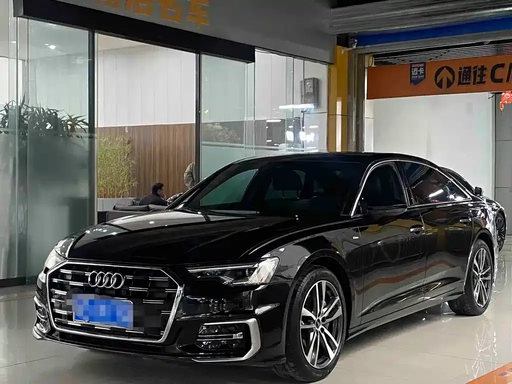 Audi A6L 2023 из CN, фото 1