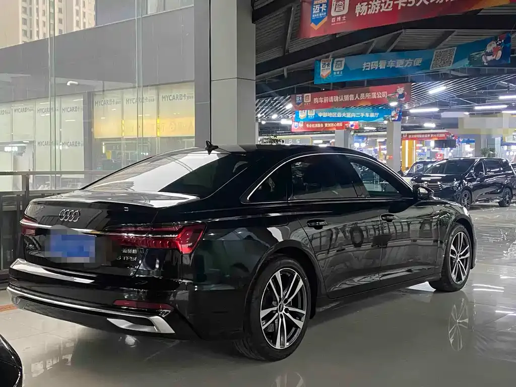 Audi A6L 2023 из CN, фото 2