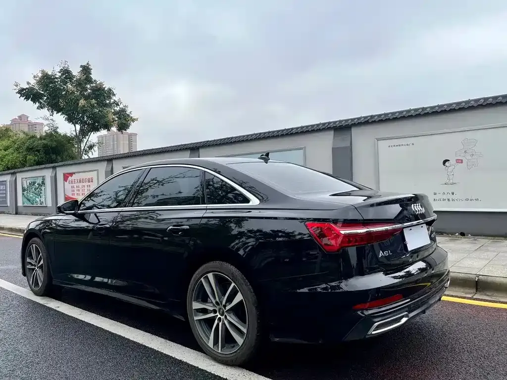 Audi A6L — фото 6