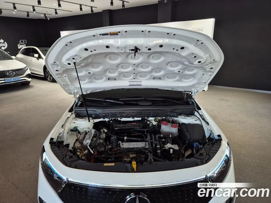 Mercedes-Benz EQB 2026 из KR, фото 4