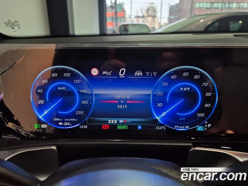Mercedes-Benz EQB 2026 из KR, фото 3