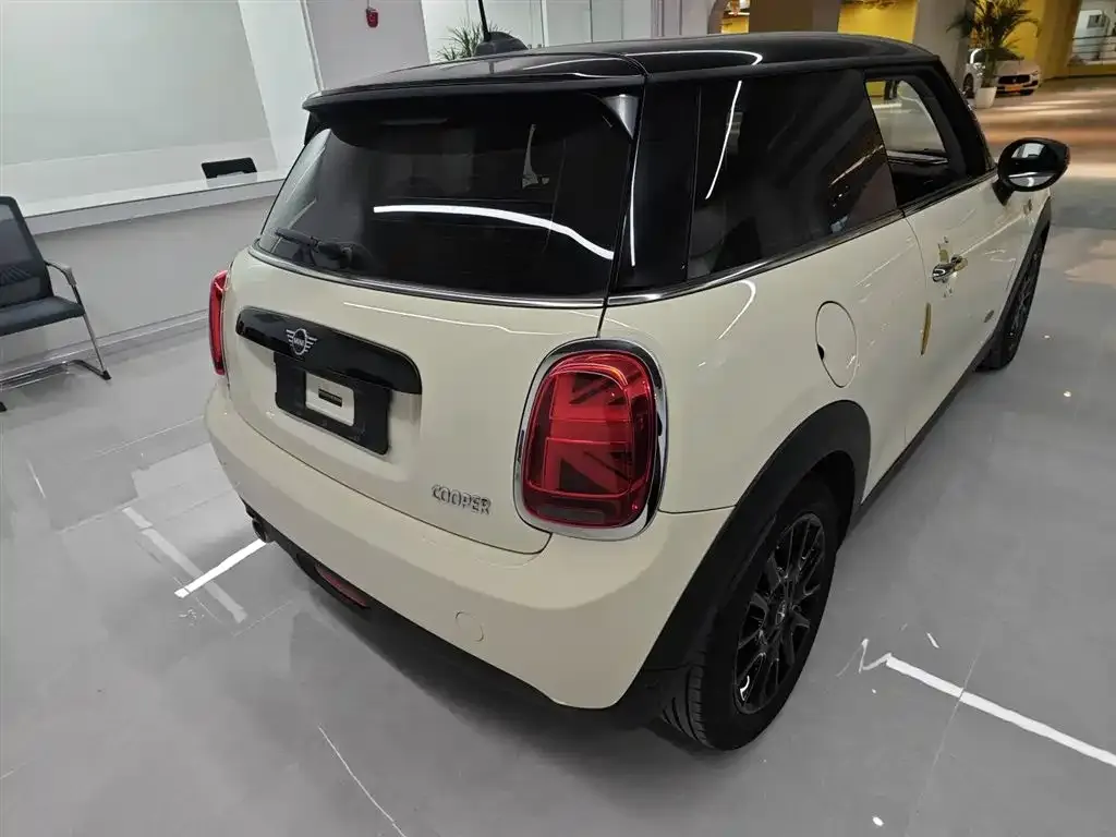 MINI Cooper (3-door) 2021 из CN, фото 9