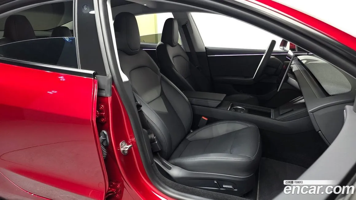 Tesla Model 3 2024 из KR, фото 7