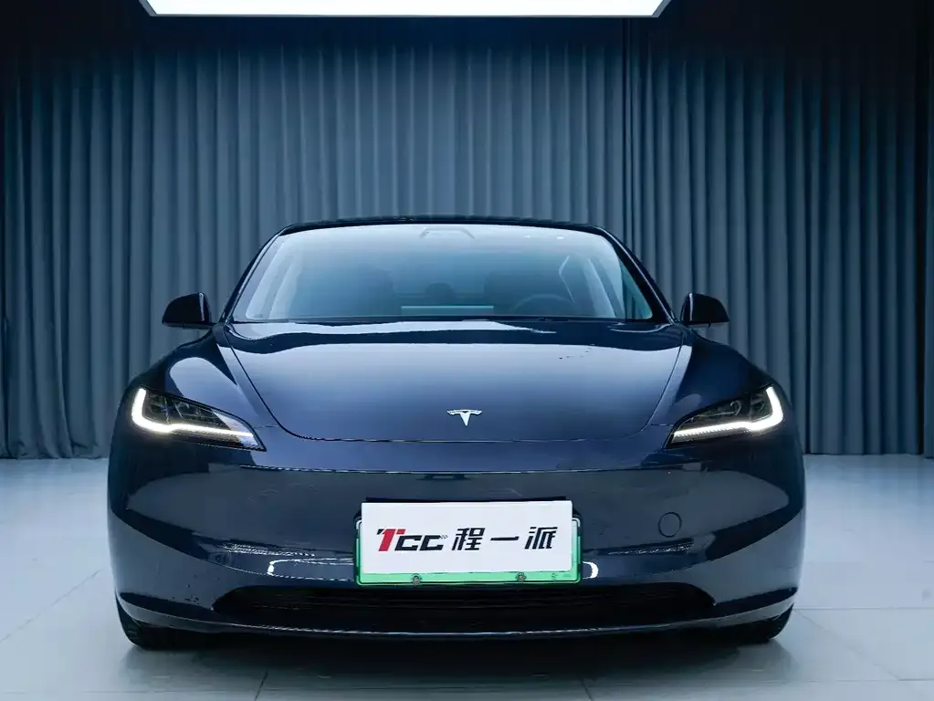 Tesla Model 3 2025 из CN, фото 4