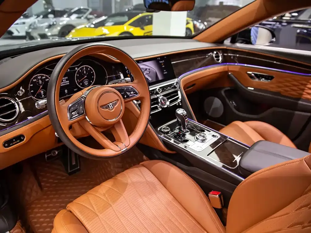 Bentley Flying Spur 2021 из CN, фото 8