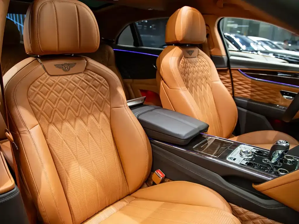 Bentley Flying Spur 2021 из CN, фото 9