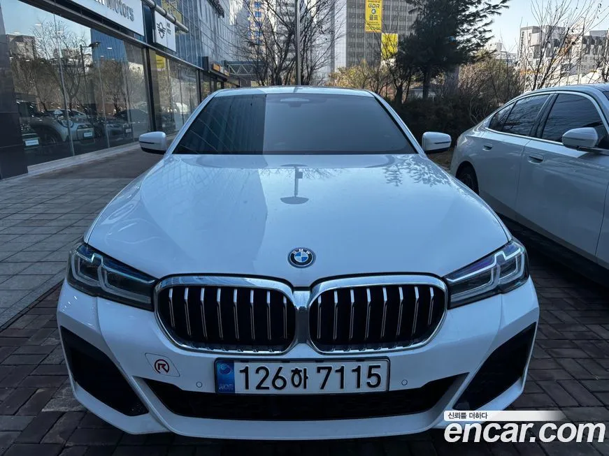 BMW 5-Series 2022 из KR, фото 1
