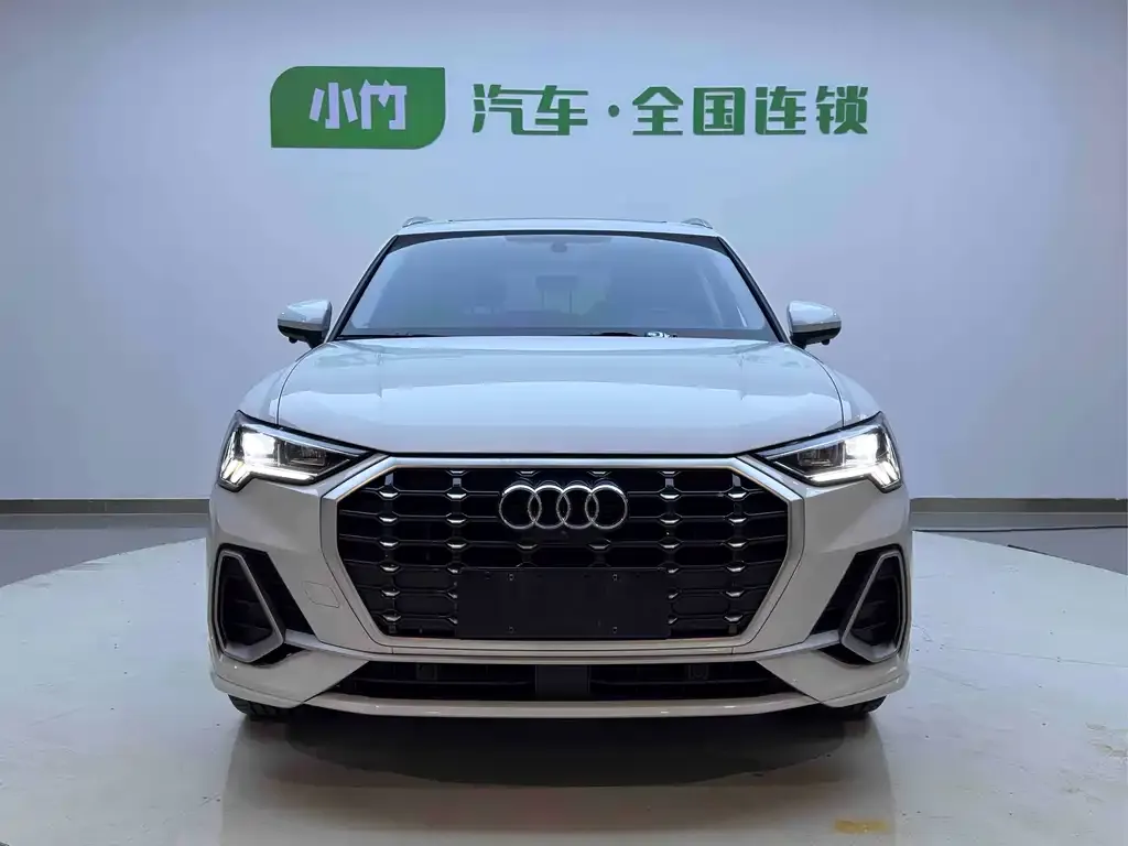 Audi Q3 2023 из CN, фото 8