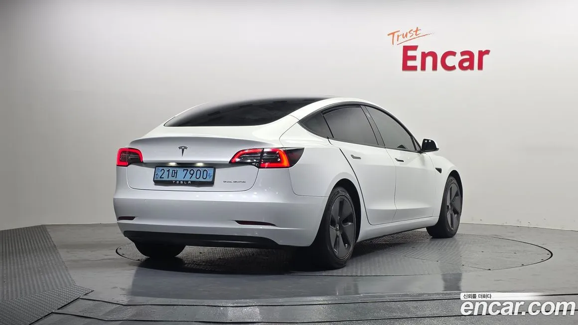 Tesla Model 3 2021 из KR, фото 3