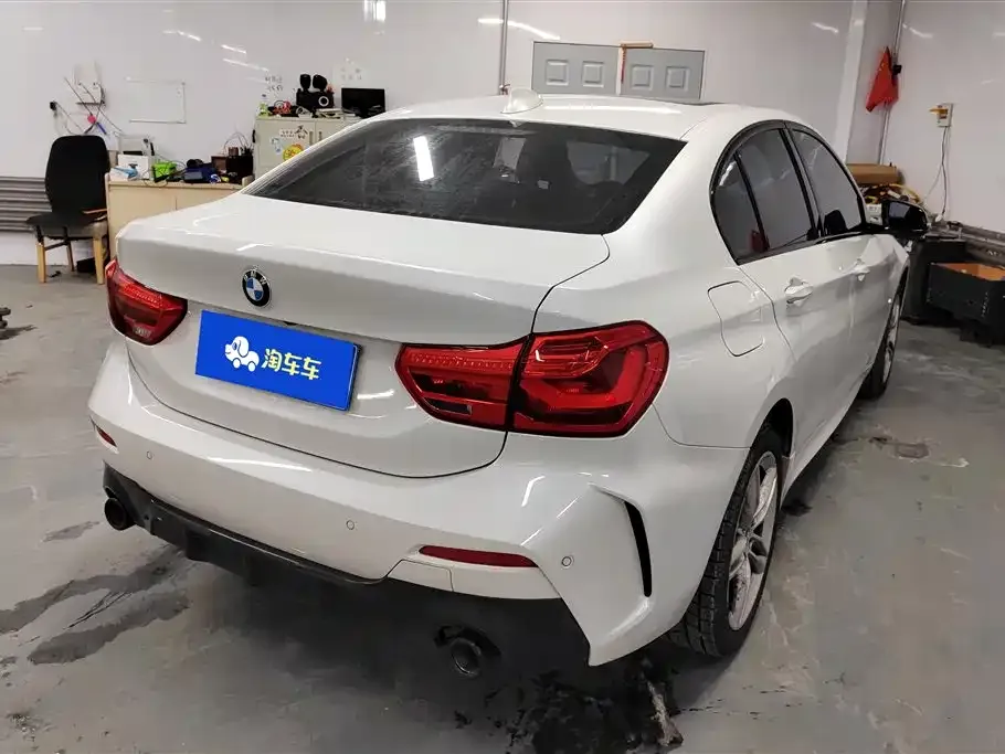 BMW 1 Series 2022 из CN, фото 4