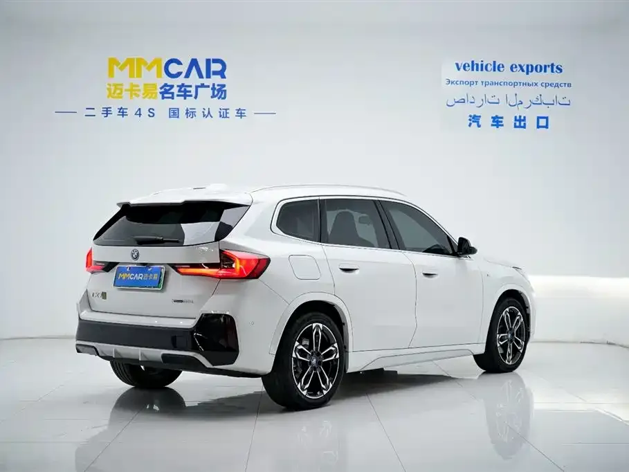 BMW iX1 2024 из CN, фото 7