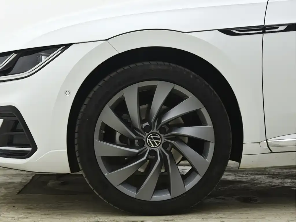 Volkswagen CC 2025 из CN, фото 4