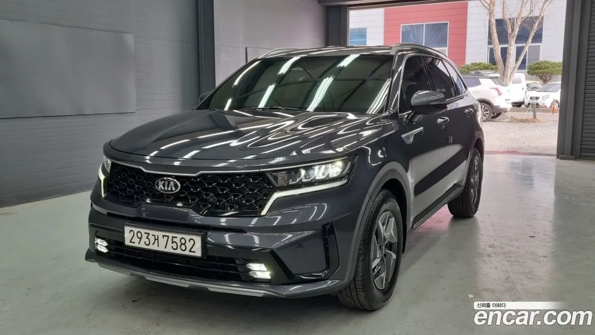 Kia Sorento — фото 1