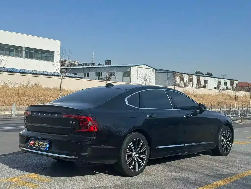Volvo S90 2021 из CN, фото 3