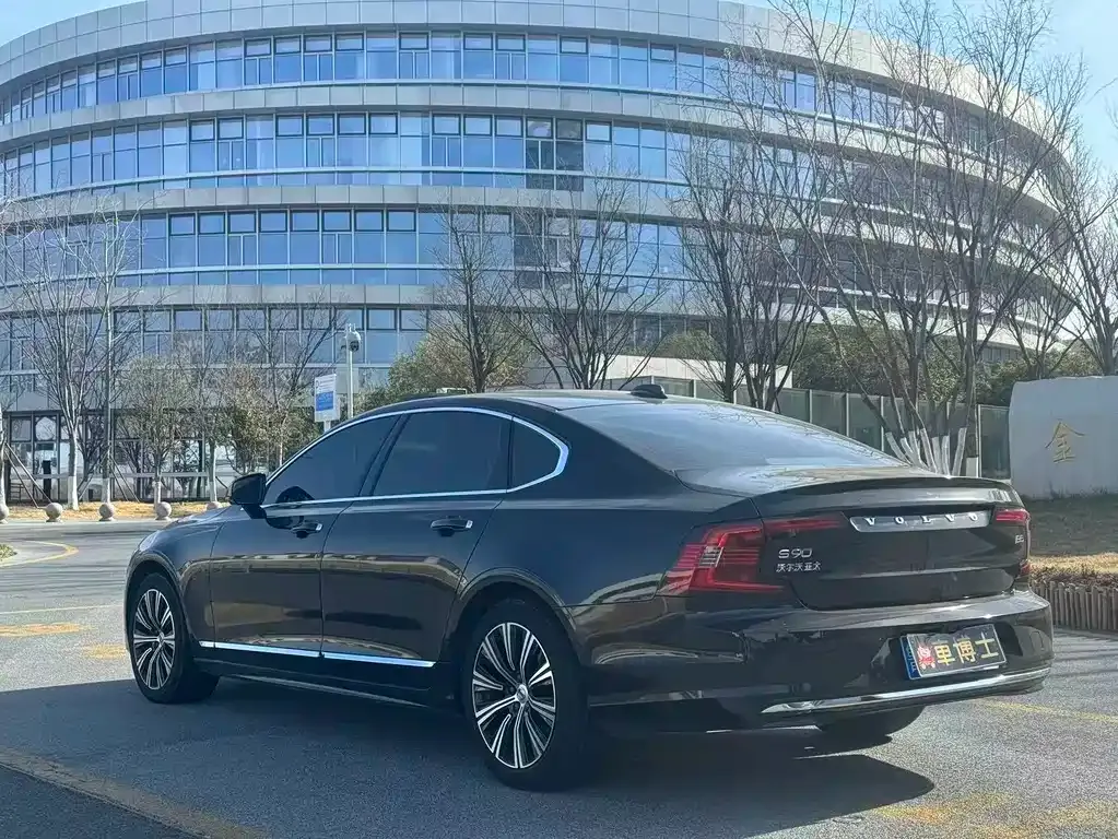 Volvo S90 2021 из CN, фото 4