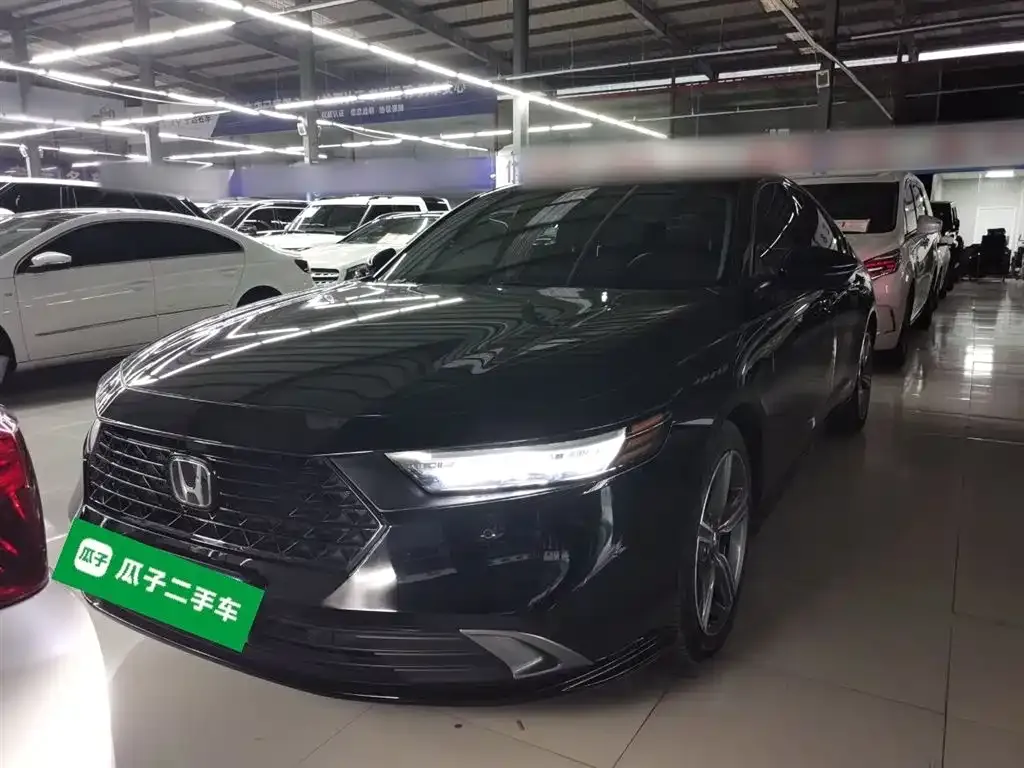 Honda Accord — фото 8