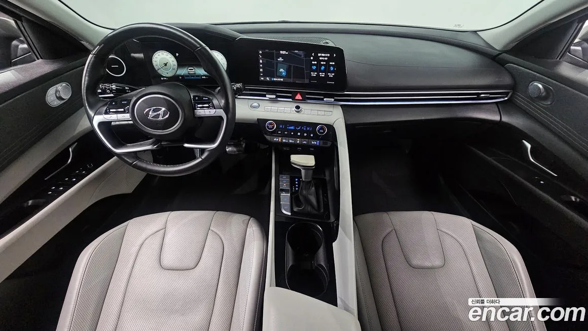 Hyundai AVANTE — фото 2