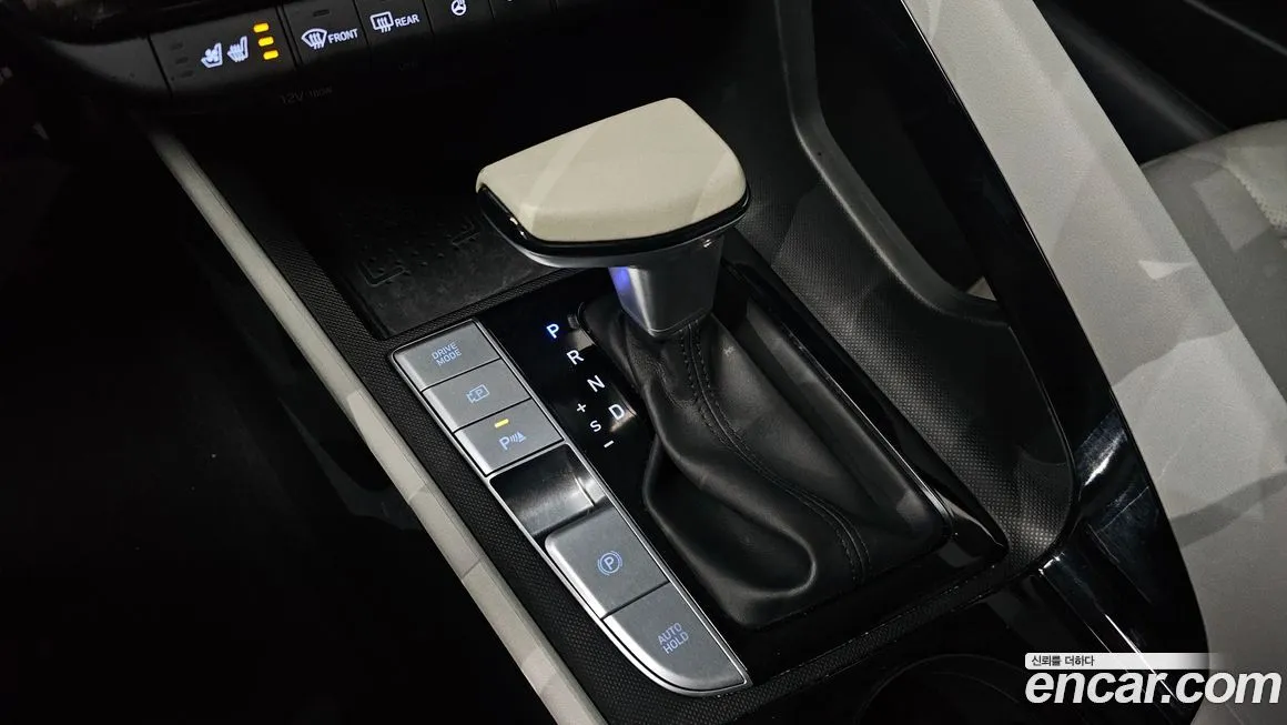 Hyundai AVANTE — фото 4