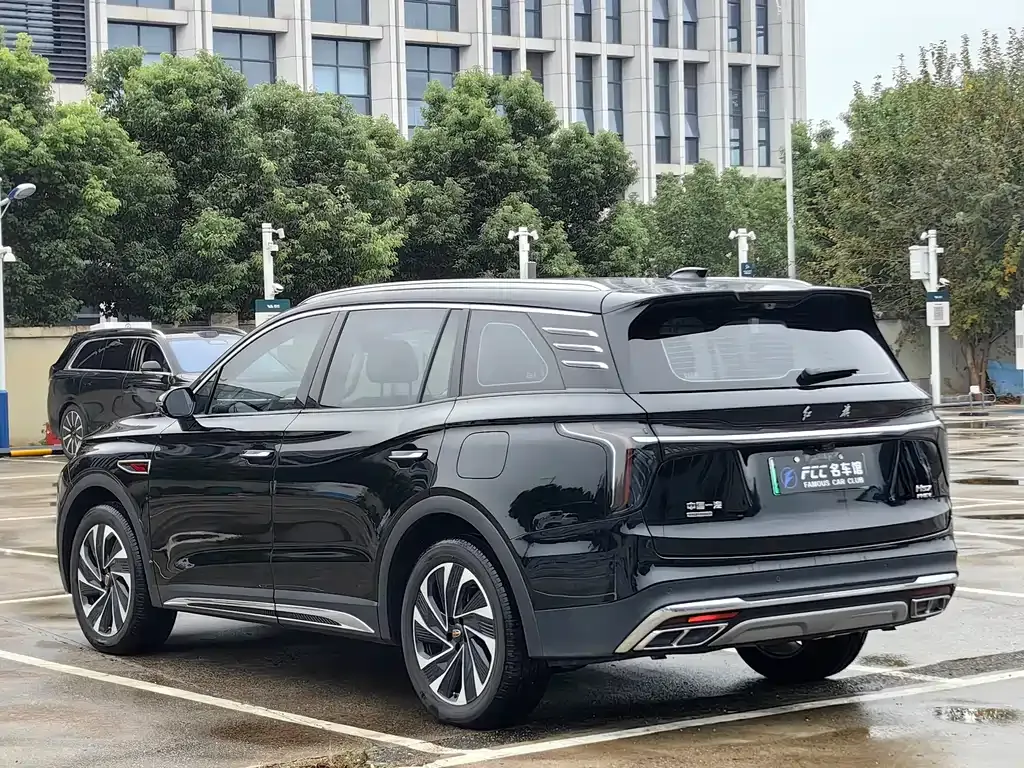 Hongqi HS7 PHEV — фото 6