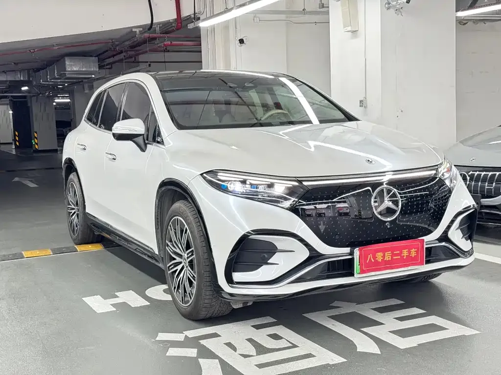 Mercedes-Benz EQS SUV — фото 9