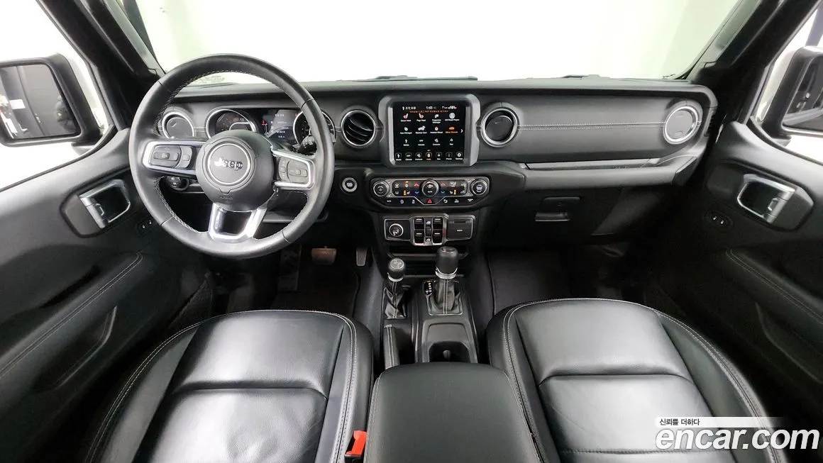 Jeep Wrangler 2022 из KR, фото 3