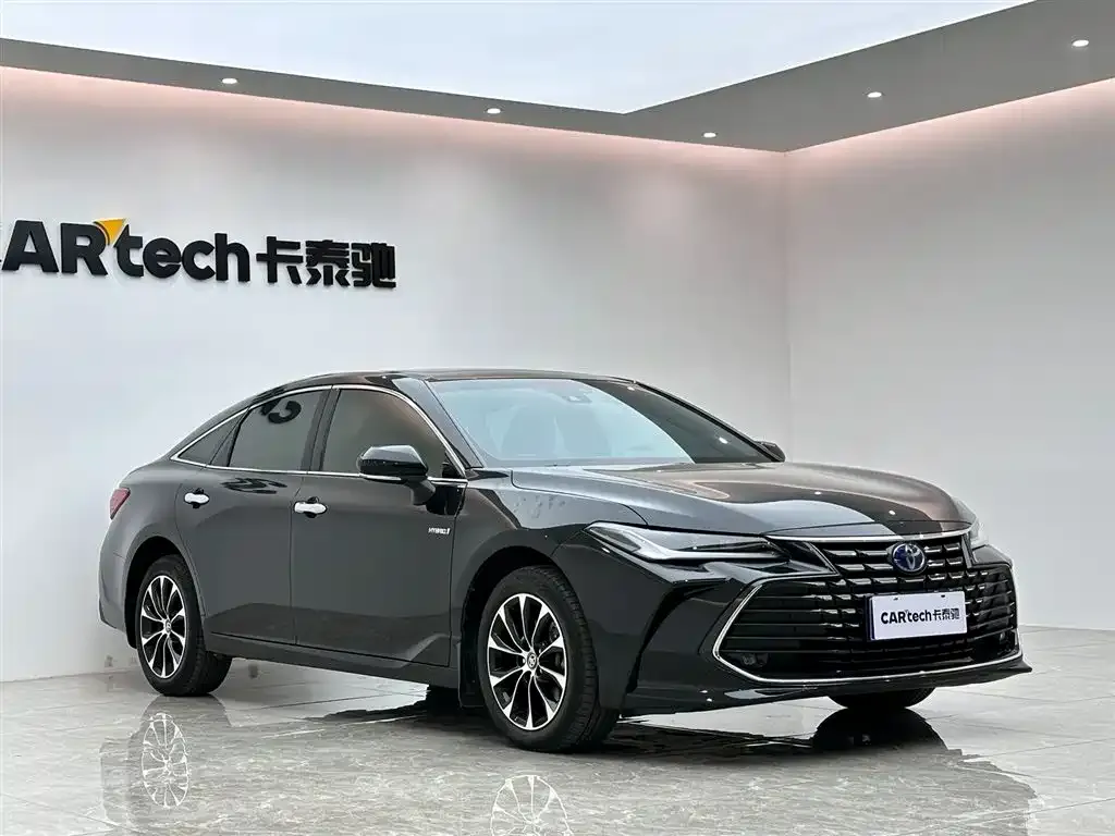Toyota Avalon — фото 10