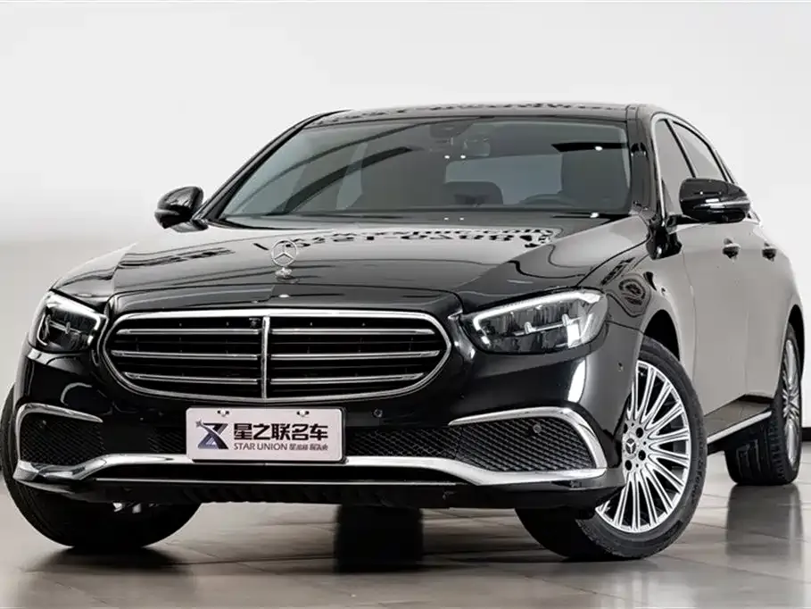 Mercedes-Benz E-Class — фото 10