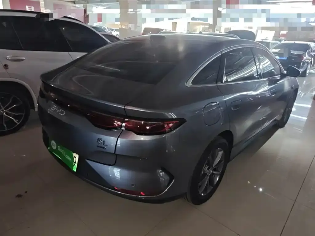 BYD Qin L — фото 9