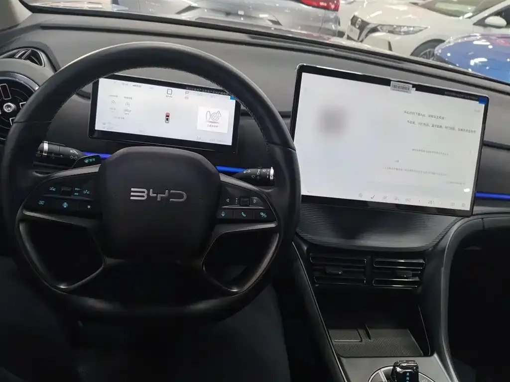 BYD Seal 05 DM-i — фото 6