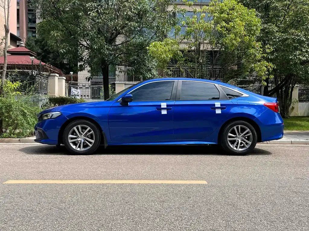 Honda Civic — фото 8
