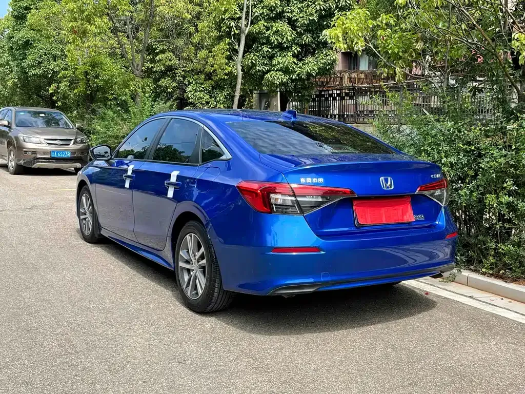 Honda Civic — фото 5