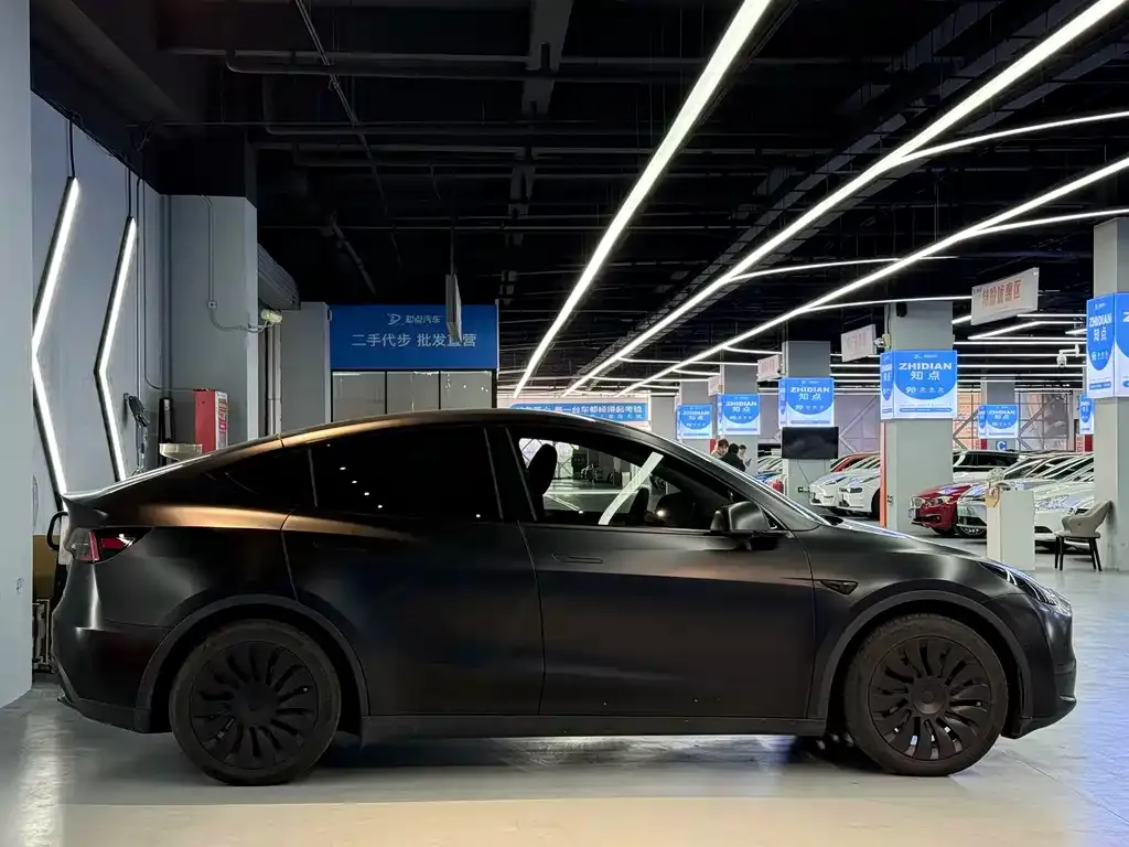 Tesla Model Y — фото 5