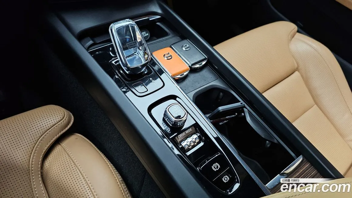Volvo XC60 2021 из KR, фото 5