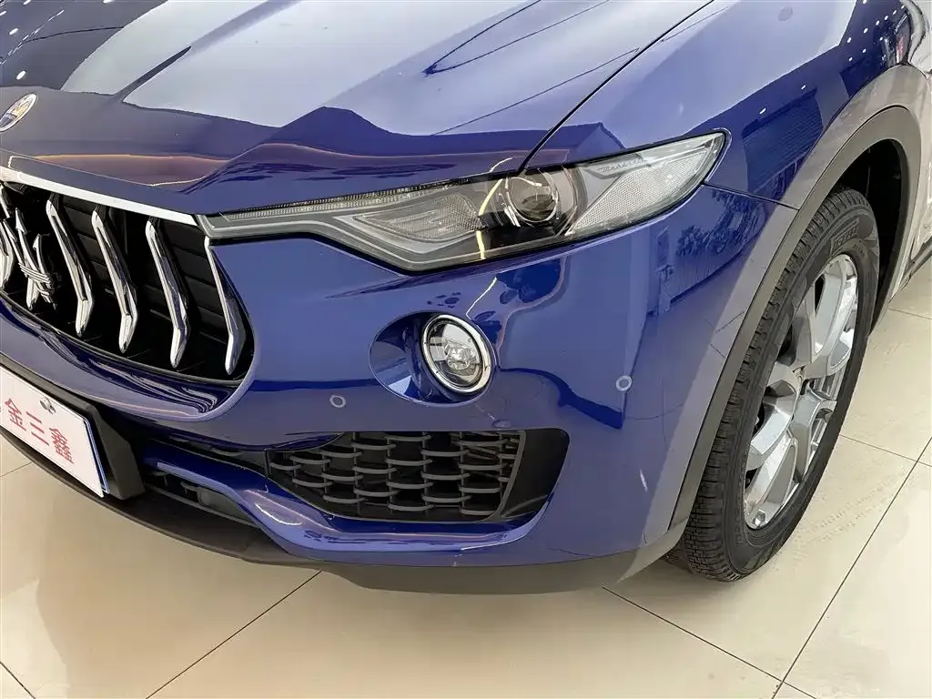 Maserati Levante — фото 9