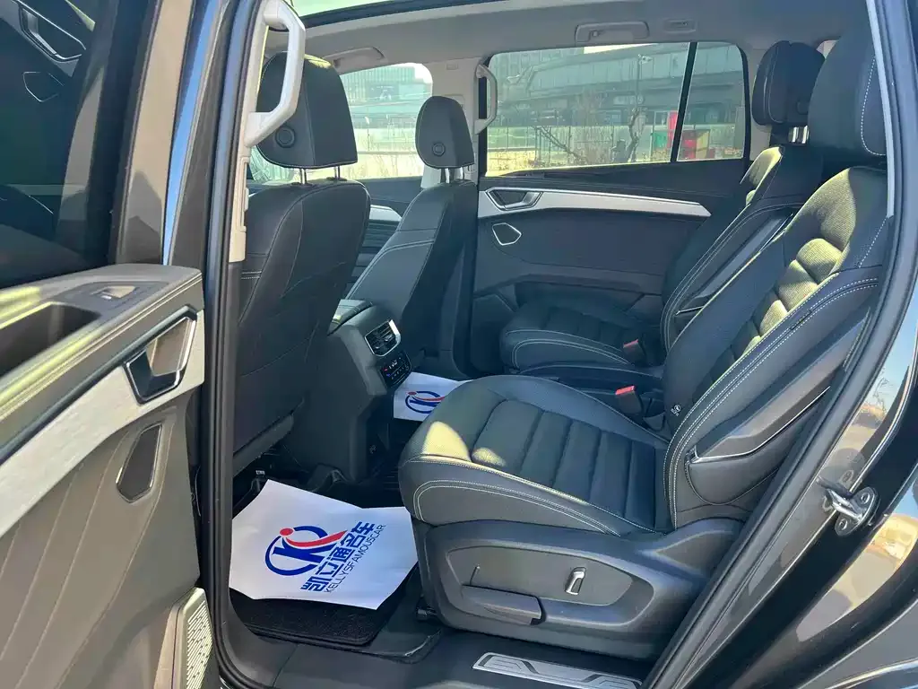 Volkswagen Talagon 2023 из CN, фото 3