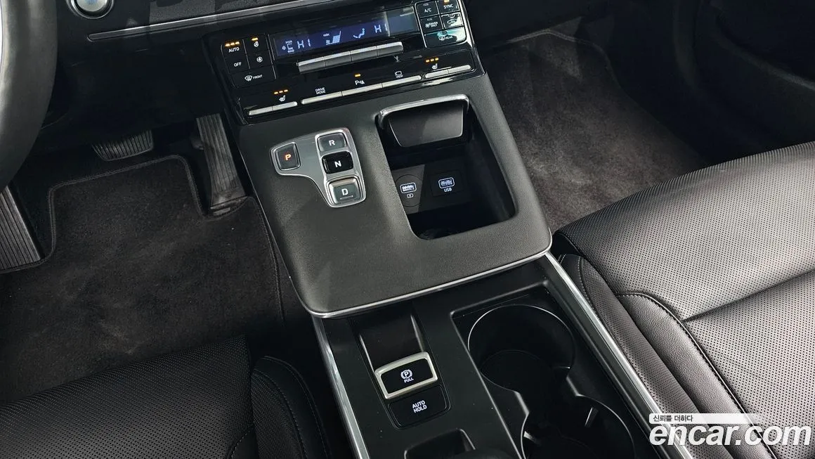 Hyundai Grandeur — фото 10