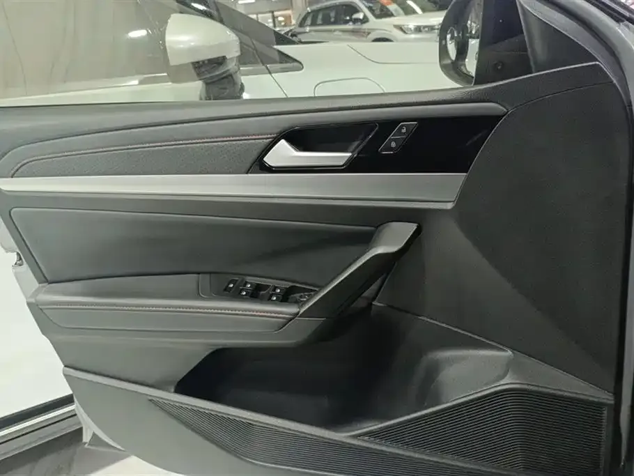 Volkswagen Lavida 2022 из CN, фото 2