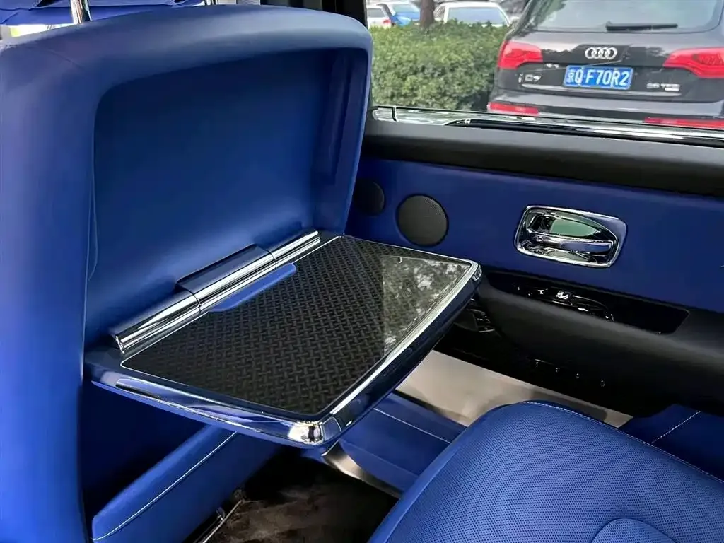 Rolls-Royce Cullinan 2021 из CN, фото 4