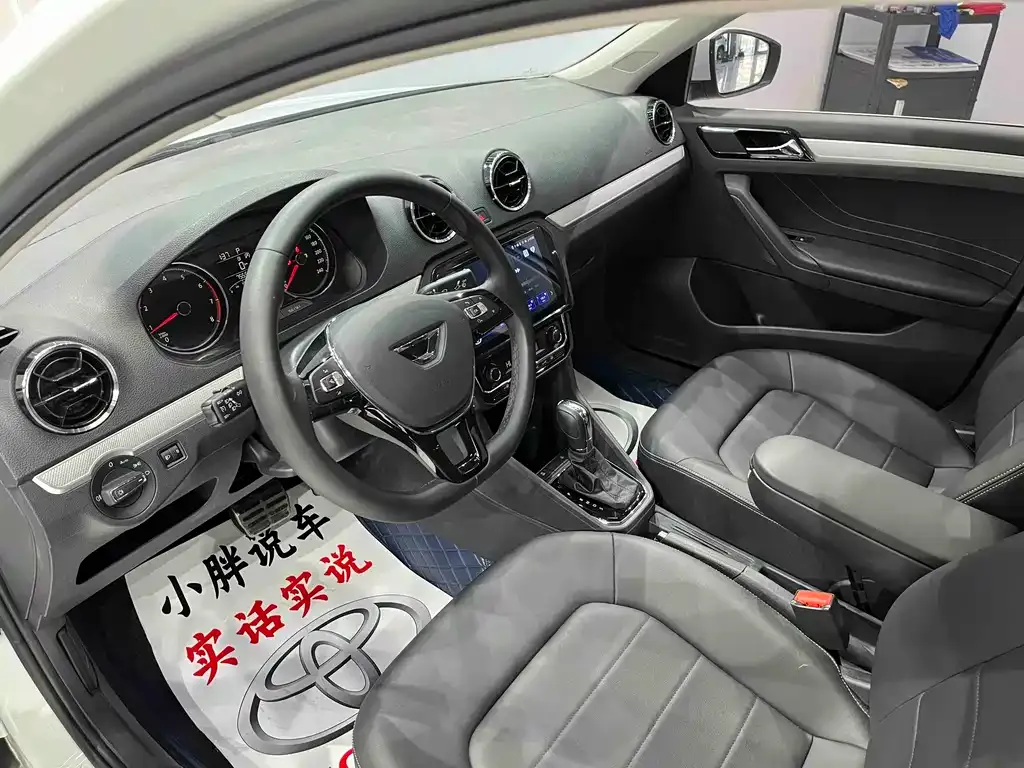Jetta VA3 2022 из CN, фото 3