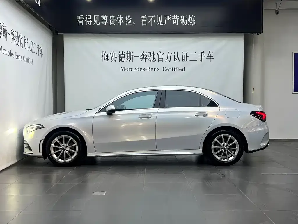 Mercedes-Benz A-Class — фото 10