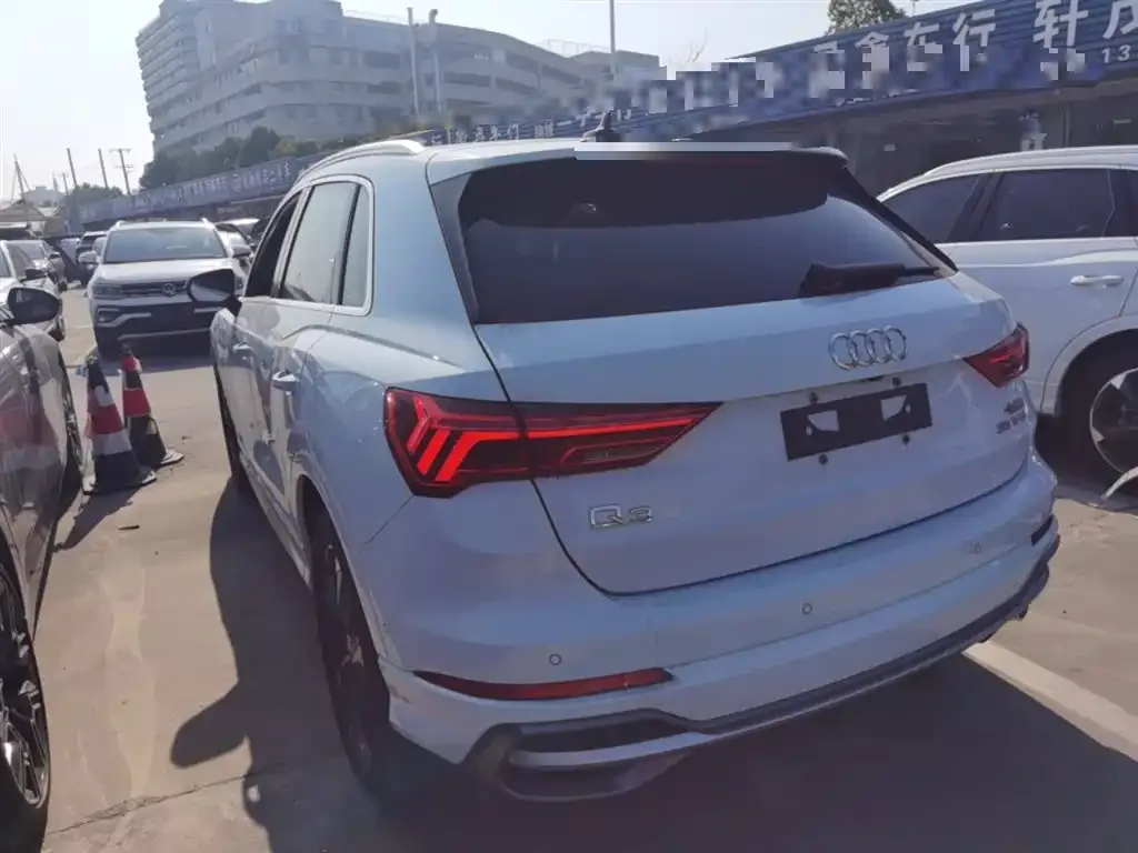 Audi Q3 2022 из CN, фото 5