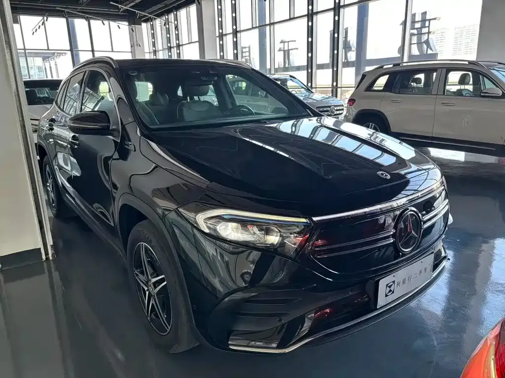Mercedes-Benz EQA — фото 2