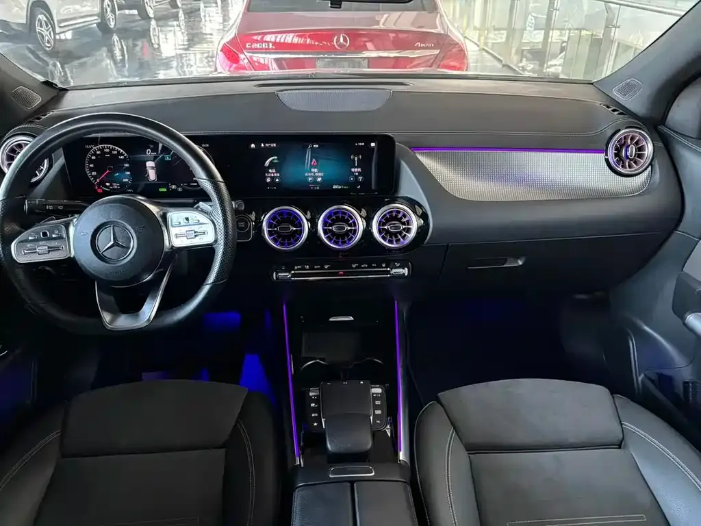 Mercedes-Benz EQA — фото 9