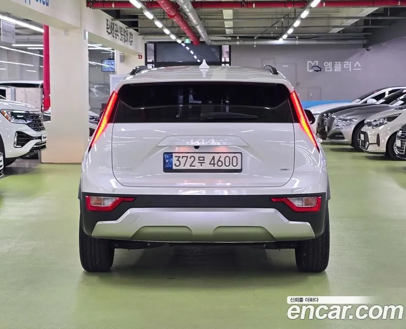 Kia Niro 2023 из KR, фото 2