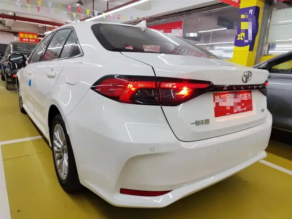 Toyota Allion — фото 6