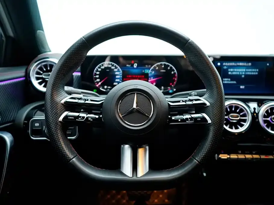 Mercedes-Benz A-Class 2023 из CN, фото 9